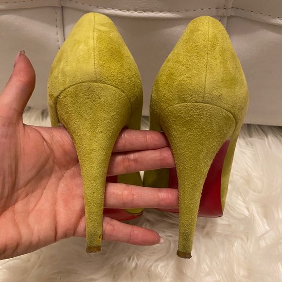 Christian Louboutin Green Suede Ron Ron Pumps SZ 37.5 - Picture 6 of 9